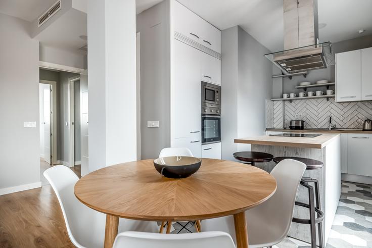 tracking expenses in furnished rentals